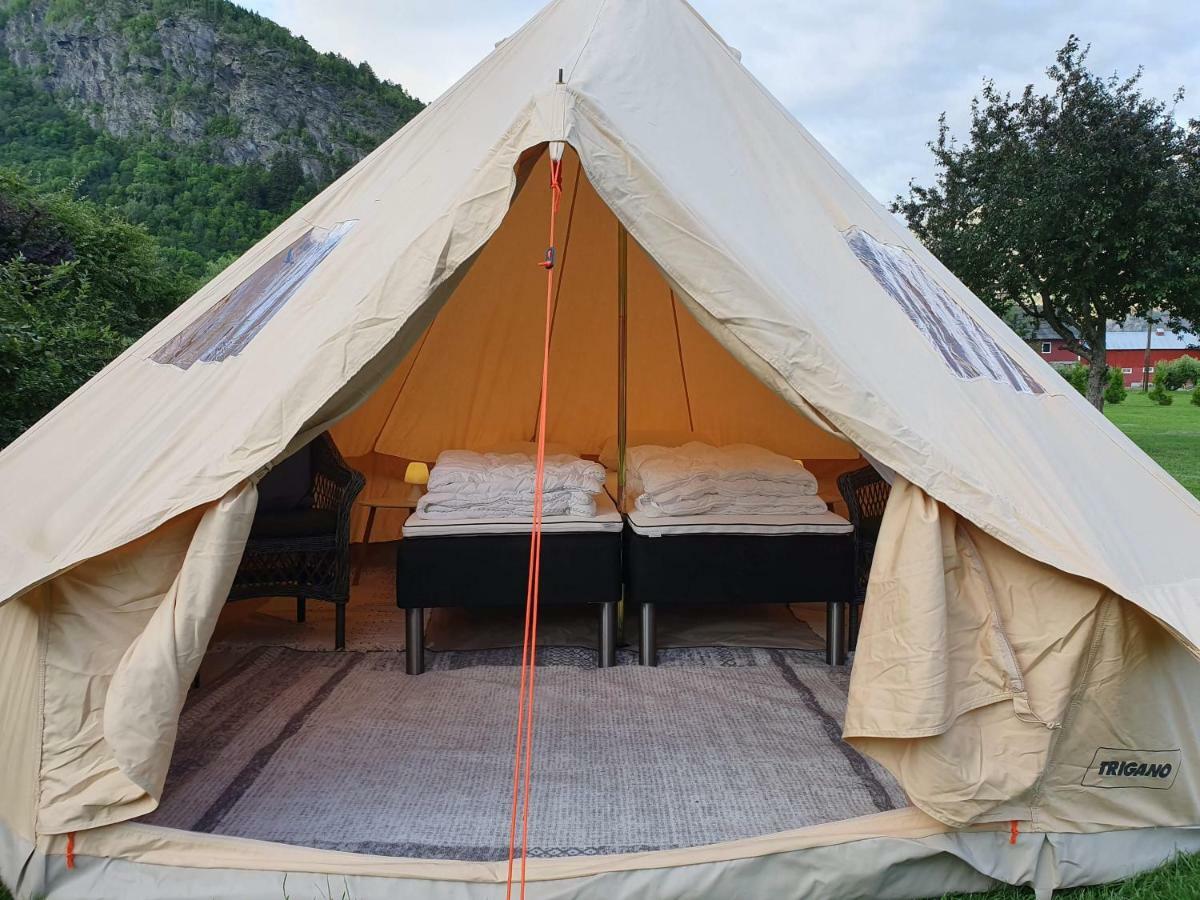 Dalsoren Camping Og Hytter Luster Exteriör bild